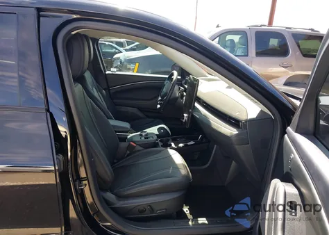 2024 Ford Mustang Mach-E Premium из США, поврежденный, VIN 3FMTK3R77RMA26853